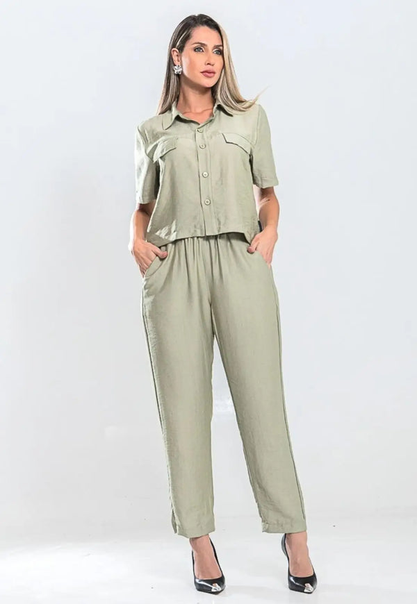 Women's Set: Cropped Shirt and Skinny Pants with Green Elastic