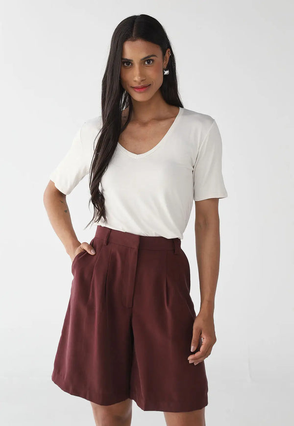 Fitted Basic Off-White Blouse